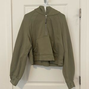 Lulu scuba crop half zip!!